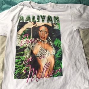 Cute Aaliyah T-shirt